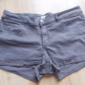 Brown Bootlegger Jean Shorts